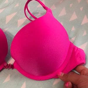Victoria’s Secret push up bra size 32C
